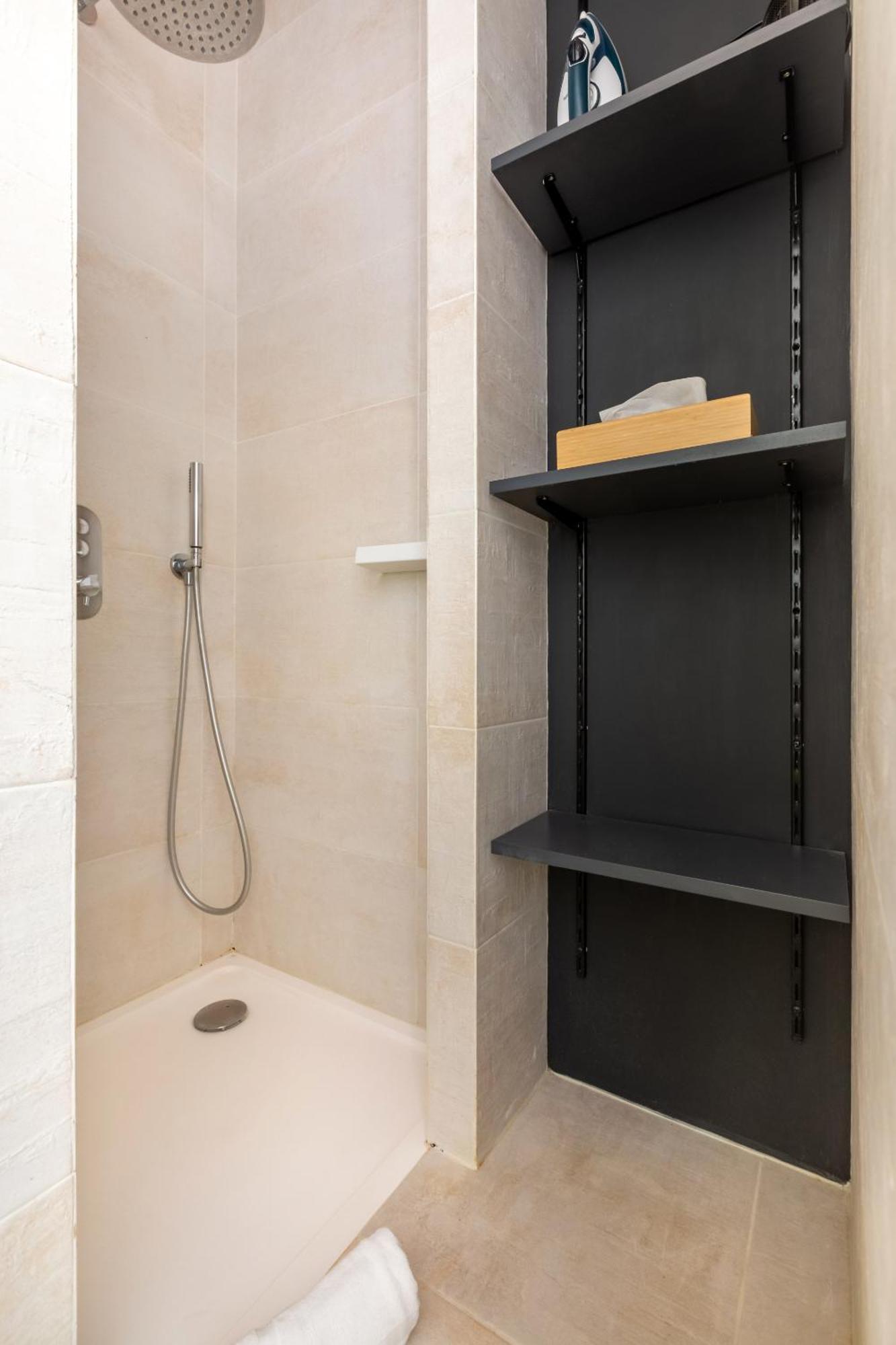 Appartement Au Qui Dort - Magasin